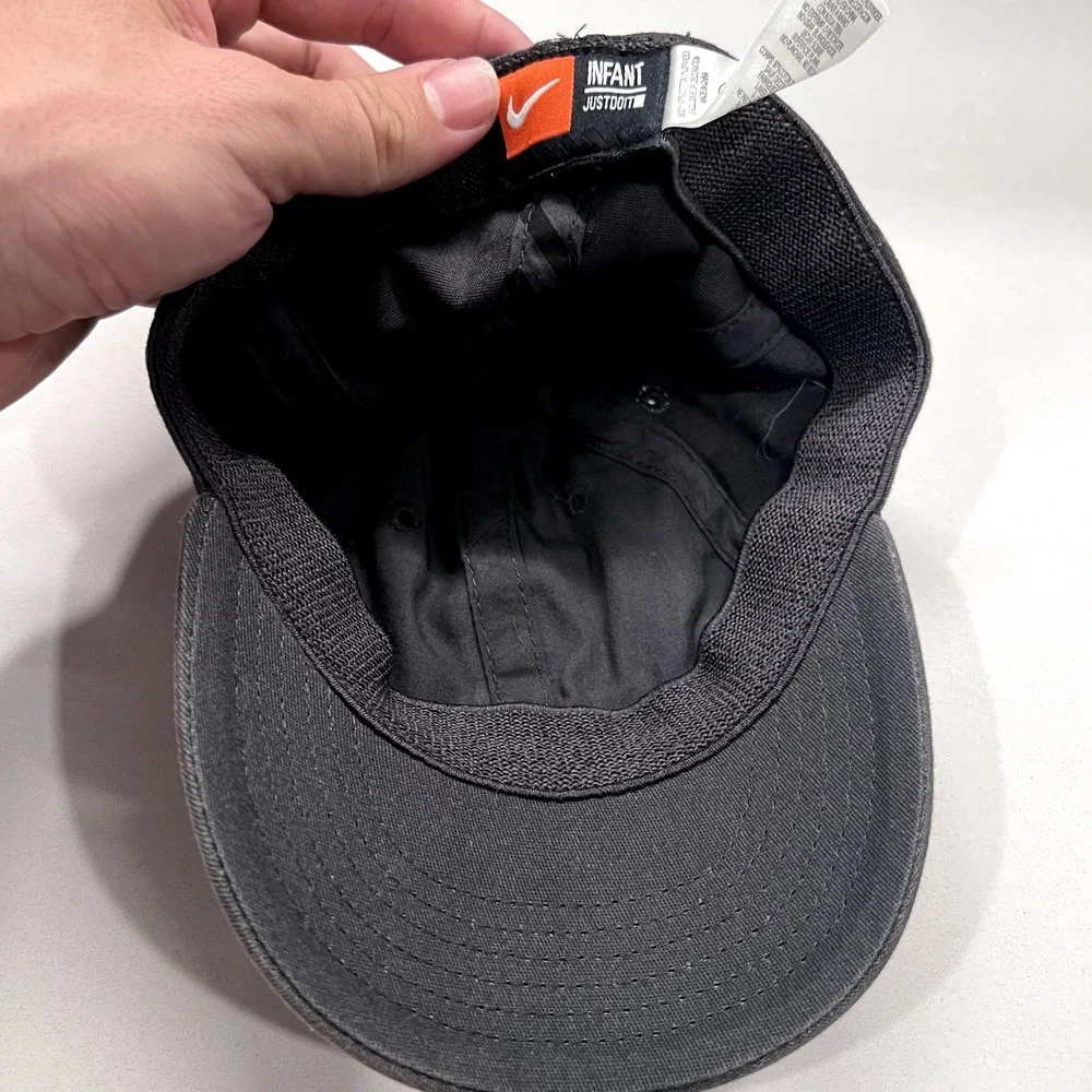 Nike Swoosh‎ Adjustable Baseball Cap Hat Boys Infant Game Black Toddler